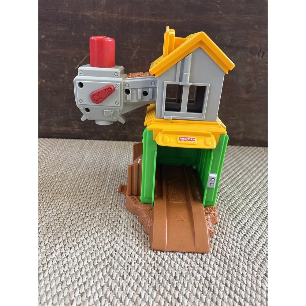 Fisher Price Geo Trax Train 